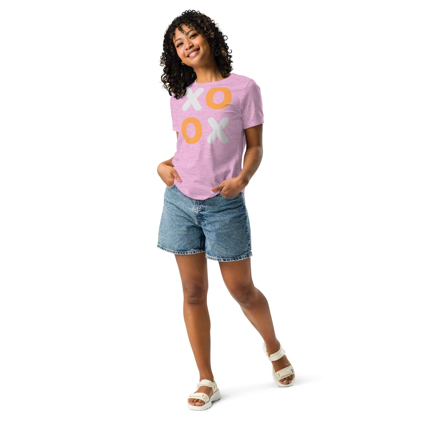 XOXO T-Shirt – Bold Minimalist Kiss & Hug Tee | ccanvas - Women’s Graphic T-Shirt | Ccanvas